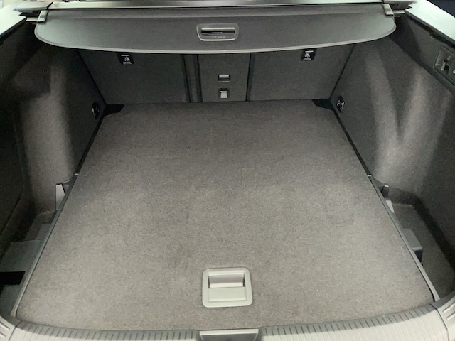 Volkswagen Golf 1.5 eTSI DSG Life Variant