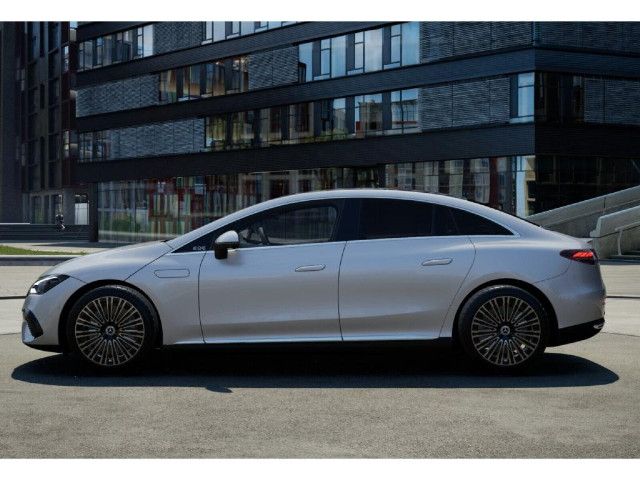 Mercedes-Benz EQE 300 Sedan