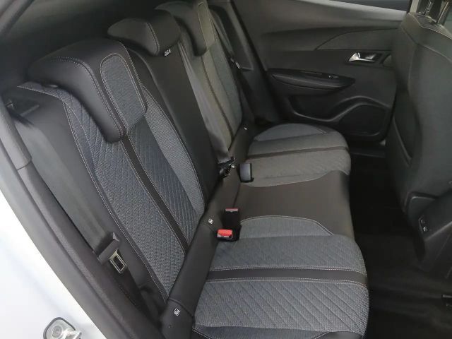 Peugeot 2008 Allure Pack Hybrid