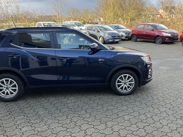 SsangYong Tivoli 2WD Sapphire