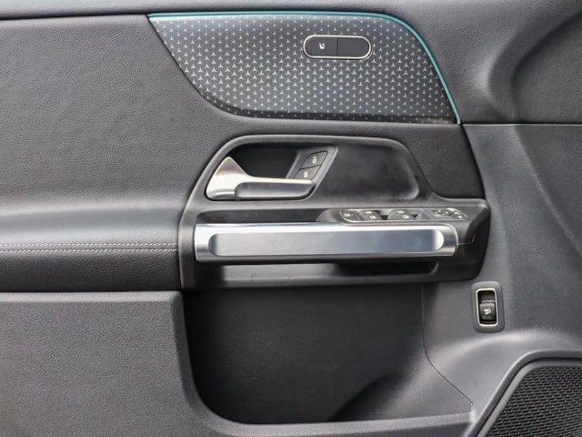 Mercedes-Benz GLB 200 4MATIC GLB 200 d