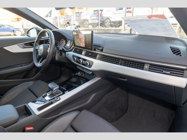 Audi A4 35 TFSI Avant S-Tronic