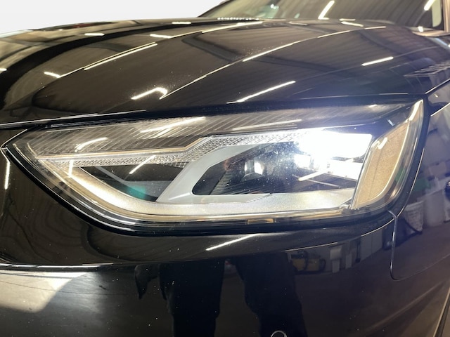 Audi A4 40 TFSI Avant S-Tronic