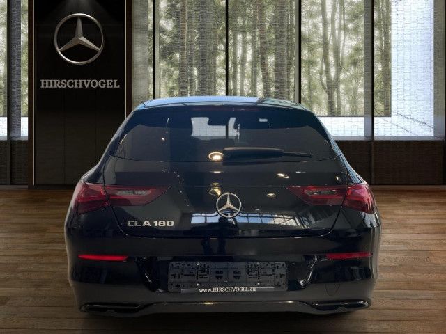 Mercedes-Benz CLA 180 Shooting Brake