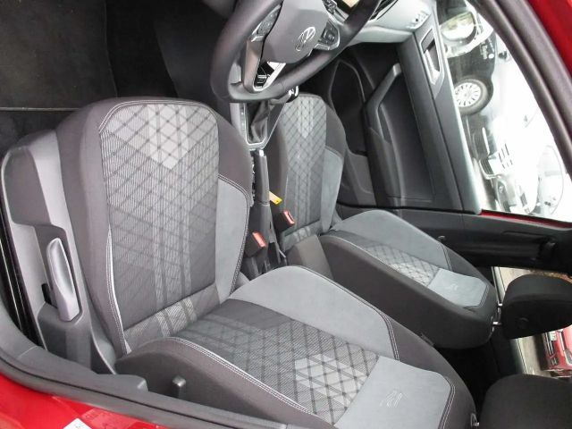 Volkswagen Taigo 1.5 TSI DSG R-Line