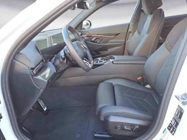 BMW 520 520d M-Sport Sedan xDrive