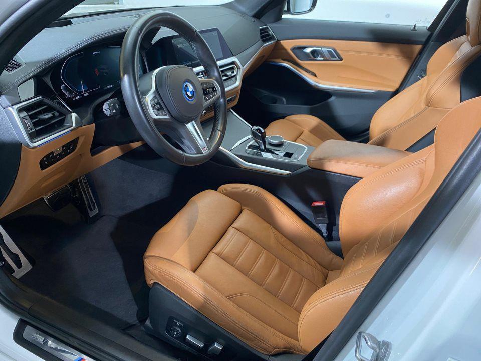 BMW 330 330e Touring