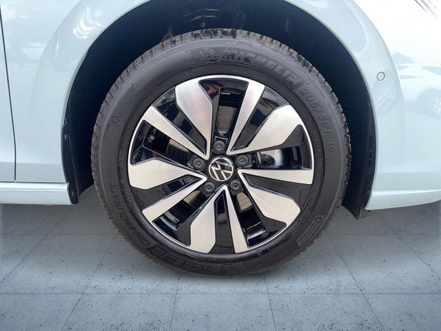 Volkswagen Golf 1.5 TSI Variant