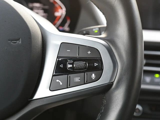 BMW 118 118i M-Sport Sedan