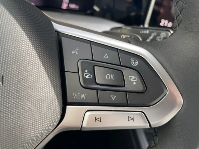 Volkswagen Golf 1.5 eTSI DSG Golf VIII