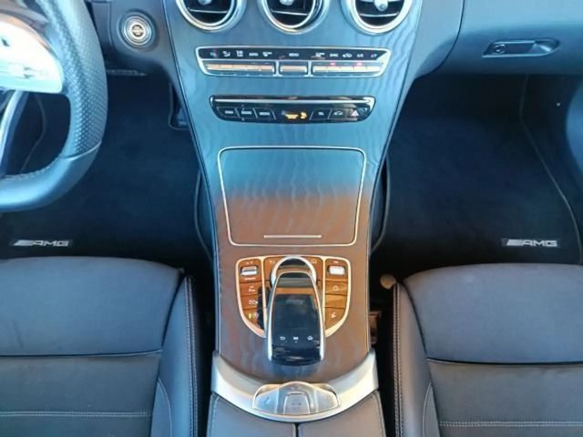 Mercedes-Benz C 180 AMG Line Cabriolet