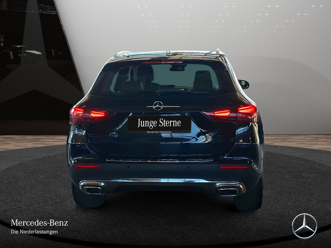 Mercedes-Benz GLA 180 Progressive