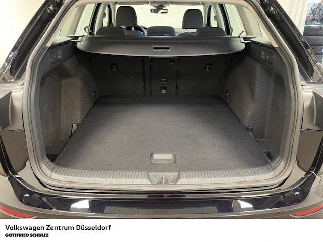 Volkswagen Golf 1.5 eTSI DSG Life Variant