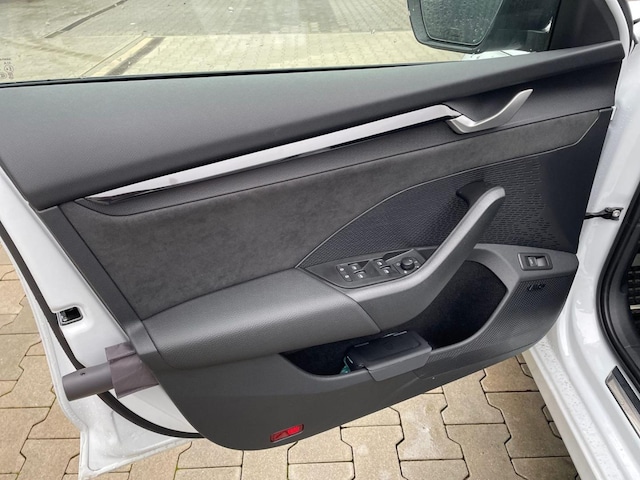 Skoda Octavia 2.0 TSI Combi RS