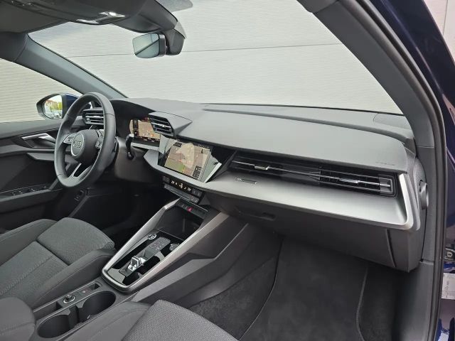 Audi A3 30 TDI S-Line Sedan Sportback