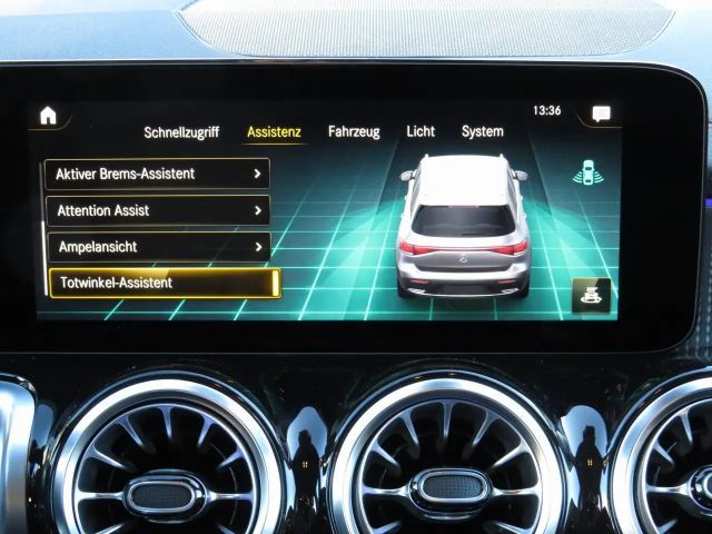 Mercedes-Benz EQB 300 4MATIC AMG Line