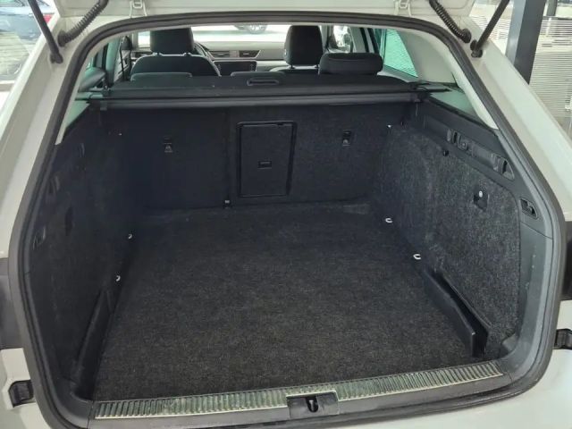 Skoda Superb 2.0 TDI Combi