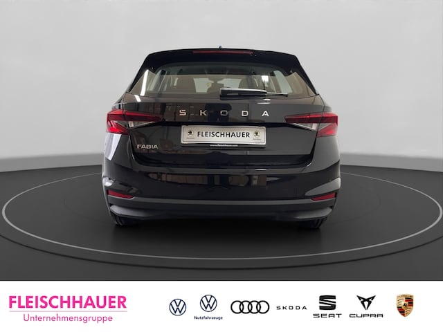 Skoda Fabia 1.0 Essence LED DAB Tel.-Vorb. SHZ Klima PDC Lichtsensor USB Apple CarPlay Android Auto