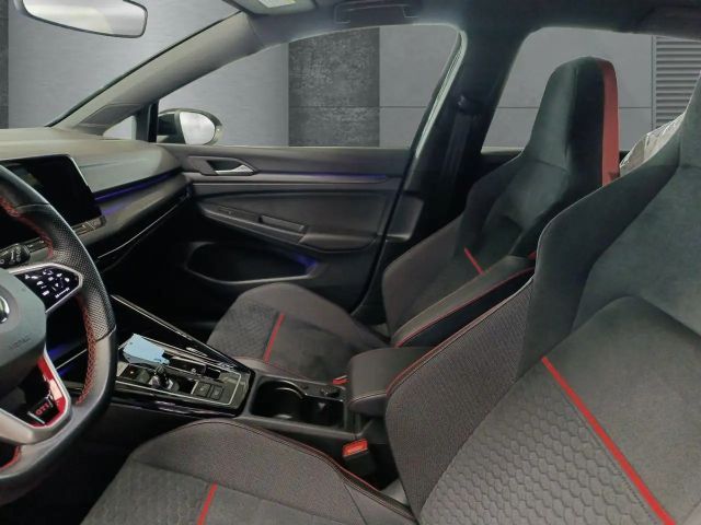 Volkswagen Golf 2.0 TSI DSG