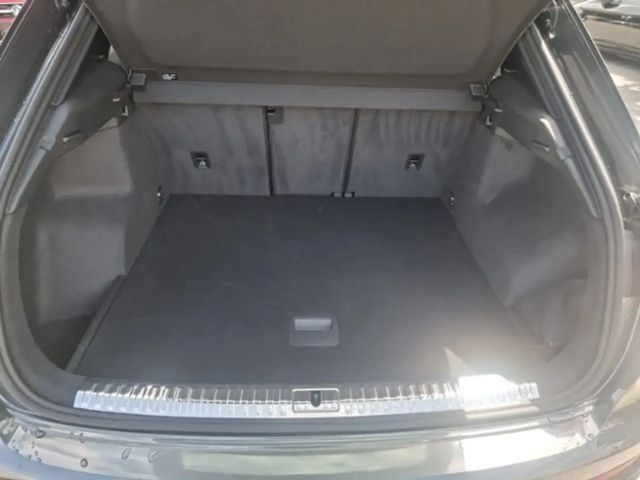 Audi Q3 2.0 TDI S-Line