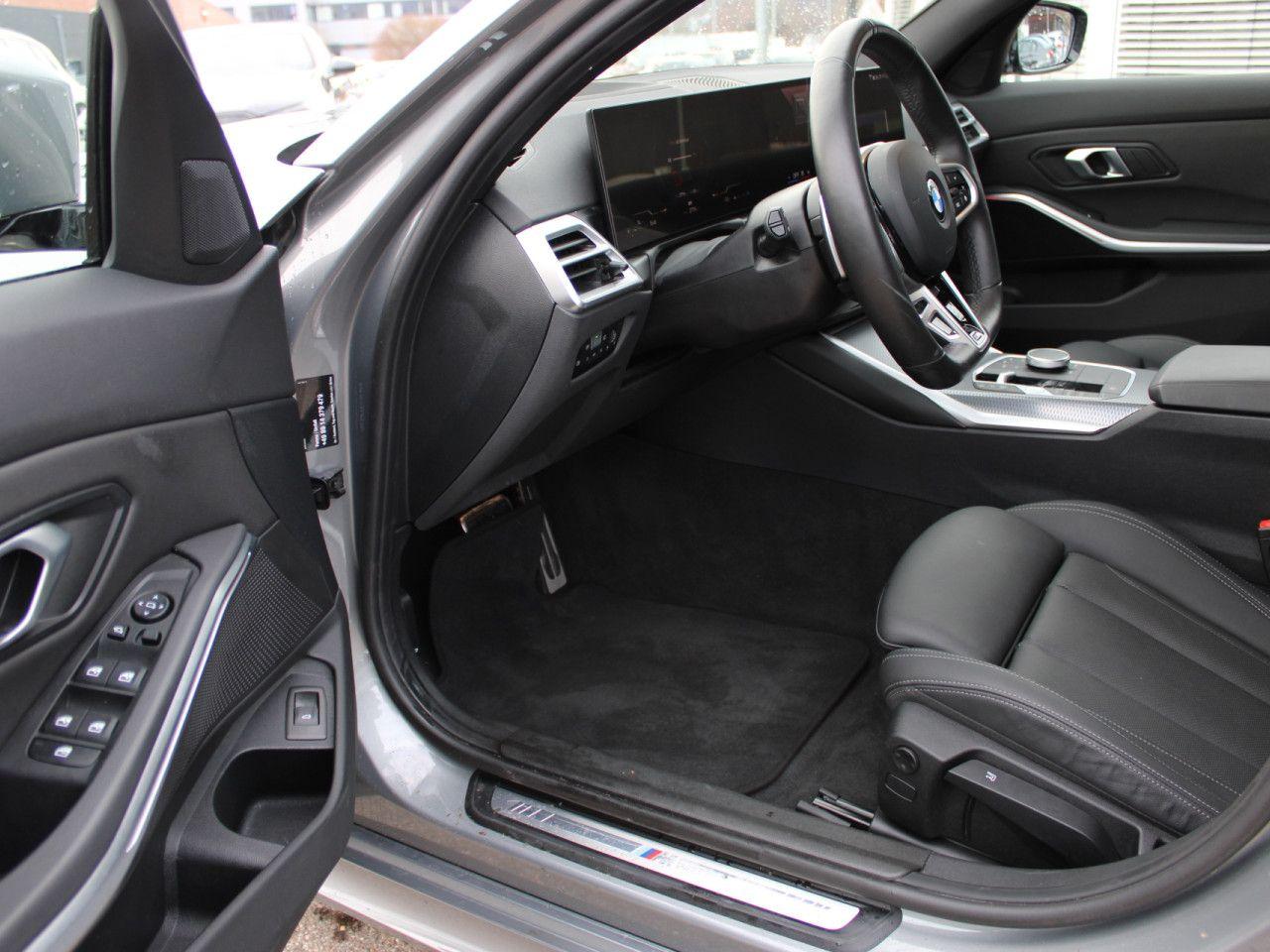 BMW 320 320d M-Sport Touring xDrive