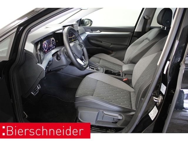 Volkswagen Golf 1.5 eTSI DSG IQ.Drive