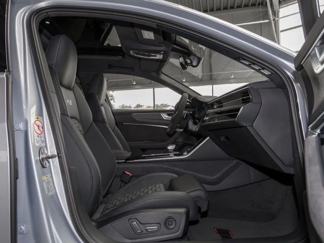 Audi RS6 Avant Performance Quattro