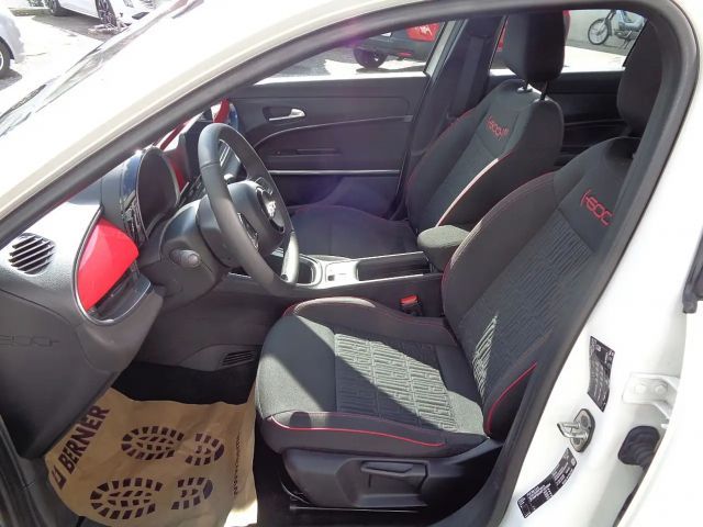 Fiat 600e 600 Elektro (RED) 54 kWh