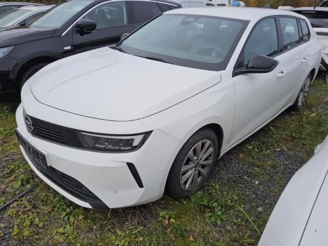 Opel Astra Enjoy Sports Tourer