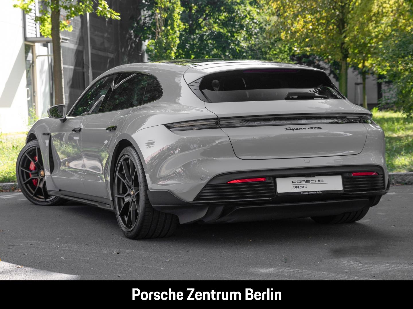 Porsche Taycan GTS Sport Turismo