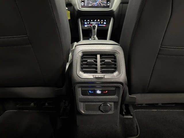 Volkswagen Tiguan 4Motion R-Line Style