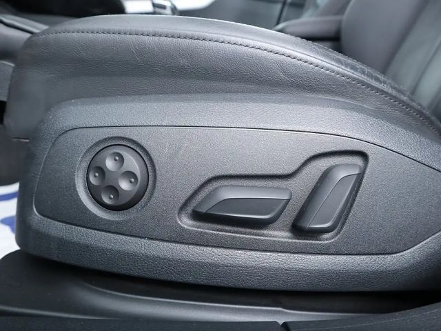 Audi A4 35 TDI S-Tronic Sedan