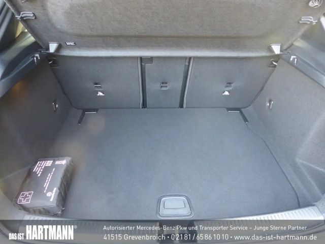 Mercedes-Benz A 200 AMG Line