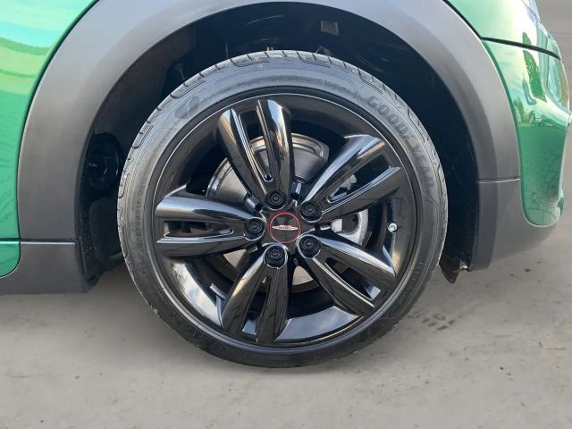 MINI Cooper John Cooper Works Trim