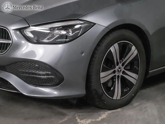 Mercedes-Benz C 180 AVANTGARDE Sedan