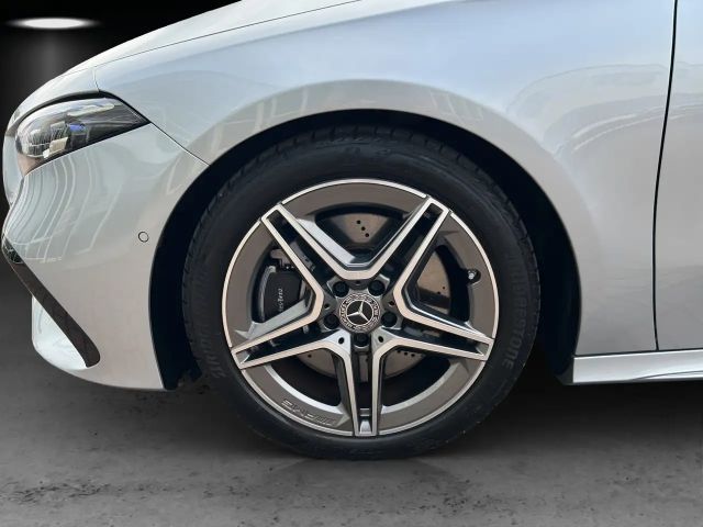 Mercedes-Benz A 250 4MATIC AMG Line