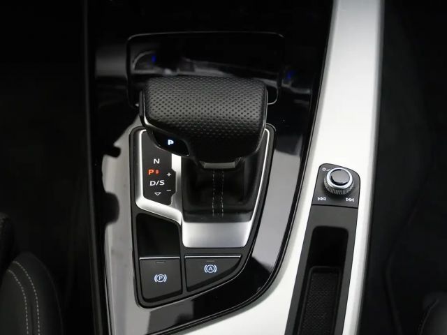 Audi A4 40 TDI Avant Quattro S-Line S-Tronic