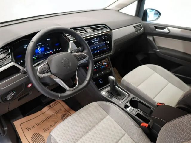 Volkswagen Touran 1.5 TSI DSG