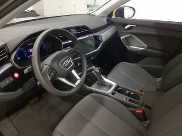 Audi Q3 35 TDI S-Tronic