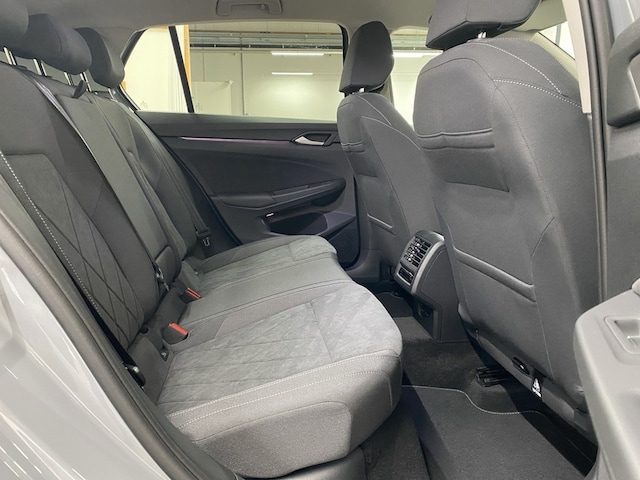 Volkswagen Golf Style