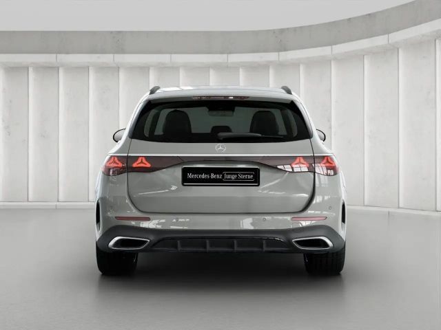 Mercedes-Benz E 220 AMG Line E 220 d