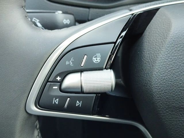 Skoda Karoq 1.5 TSI Tour