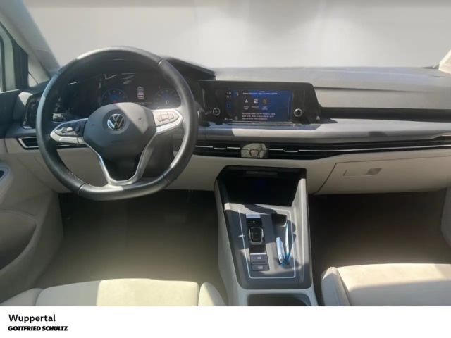 Volkswagen Golf 1.5 eTSI DSG