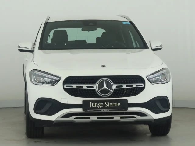 Mercedes-Benz GLA 250 GLA 250 e