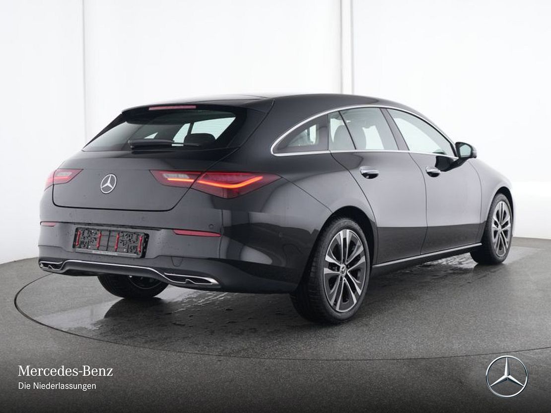 Mercedes-Benz CLA 180 Shooting Brake