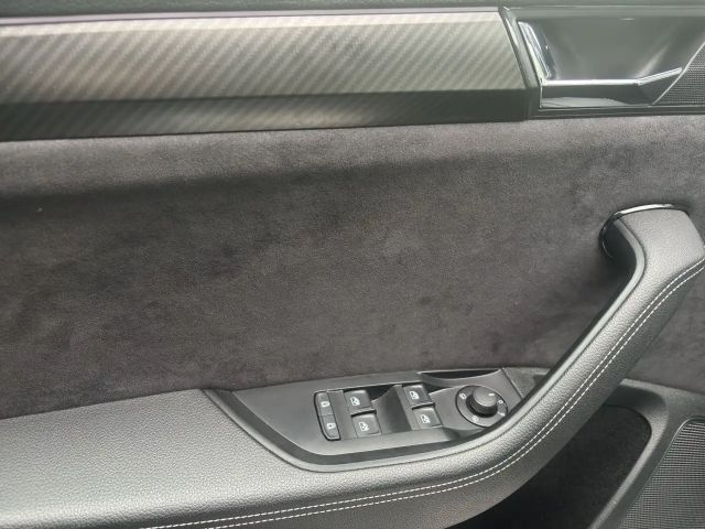 Skoda Superb Combi Sportline iV