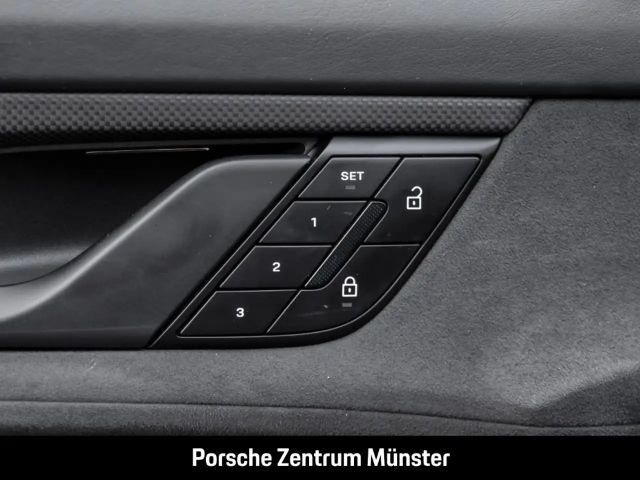 Porsche Taycan GTS Sport Turismo