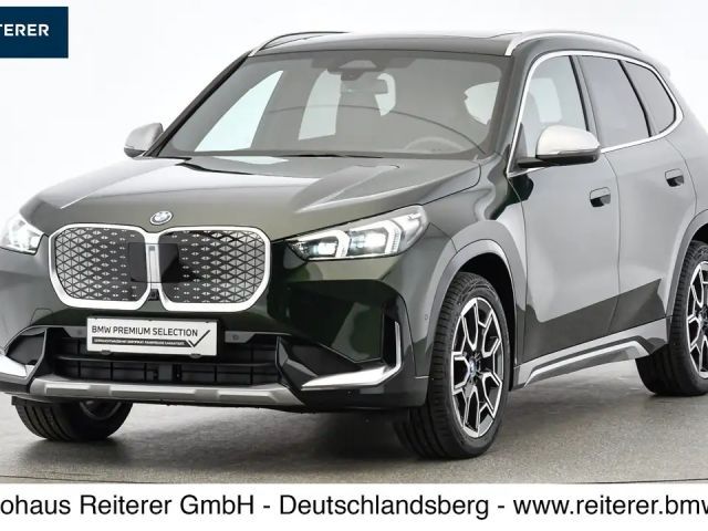 BMW iX1 xDrive30