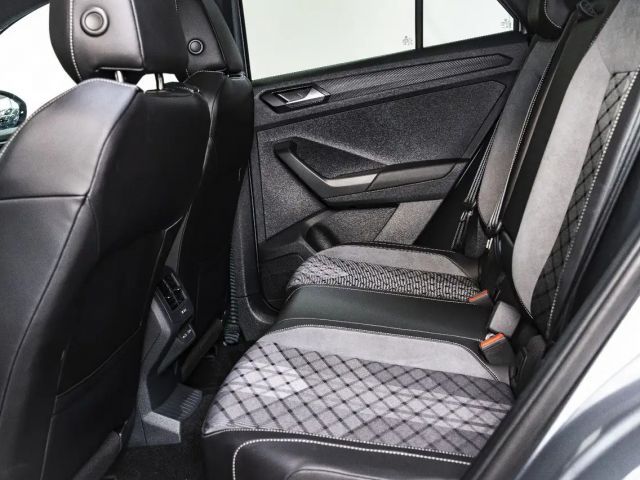 Volkswagen T-Roc R-Line Style
