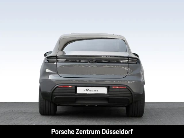 Porsche Macan 4